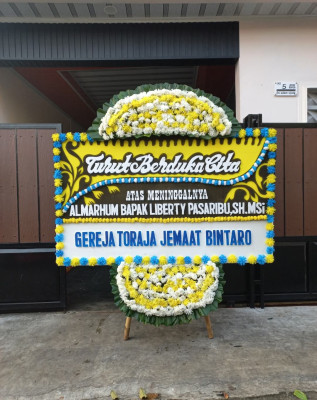 Papan Bunga Duka di Tanjung Pinang